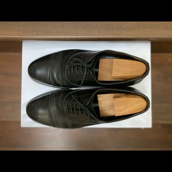 A pair of classic black Oxford by Regal. - Picture 4 of 7